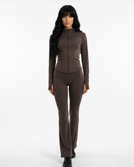 Ensemble “Flow” — Maintien & style